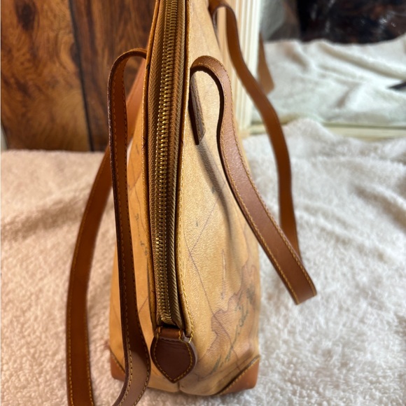 Alviero Martini La Classe Geo Map Leather Print Soft Shoulder Travel Bag Brown - Picture 6 of 9